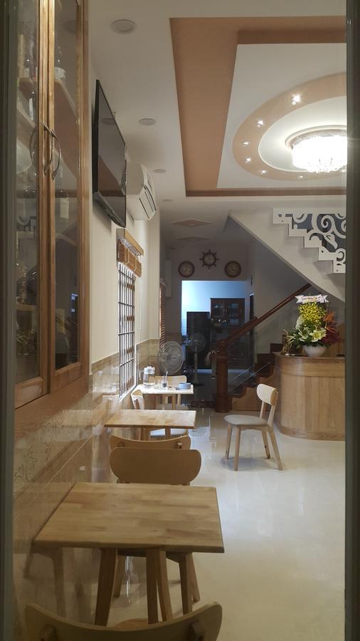 Lägenhet på 82 m² i Phuong 3, med 4 sovrum och 3 badrum  Vung Tau Exteriör bild