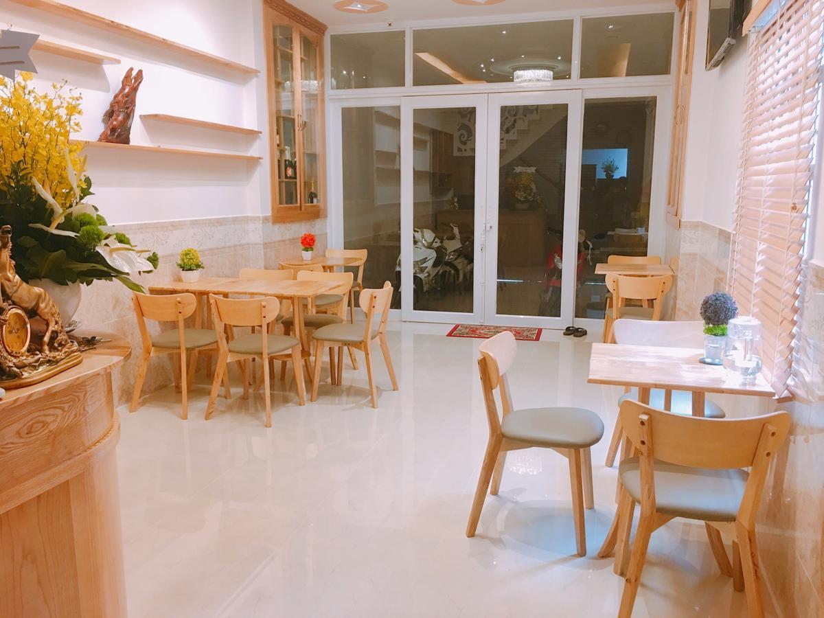 Lägenhet på 82 m² i Phuong 3, med 4 sovrum och 3 badrum  Vung Tau Exteriör bild
